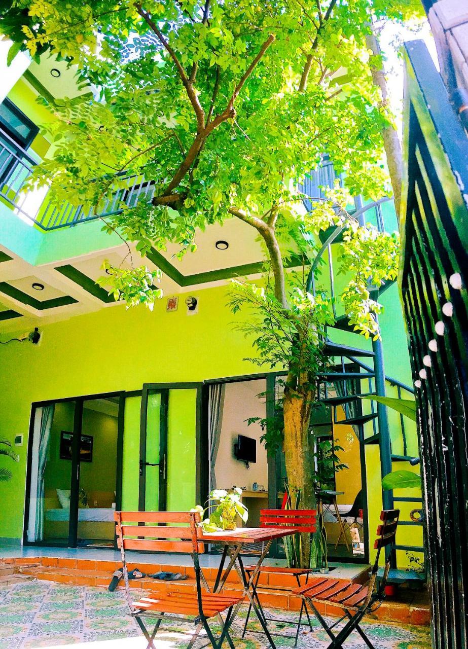 Xanh La Homestay