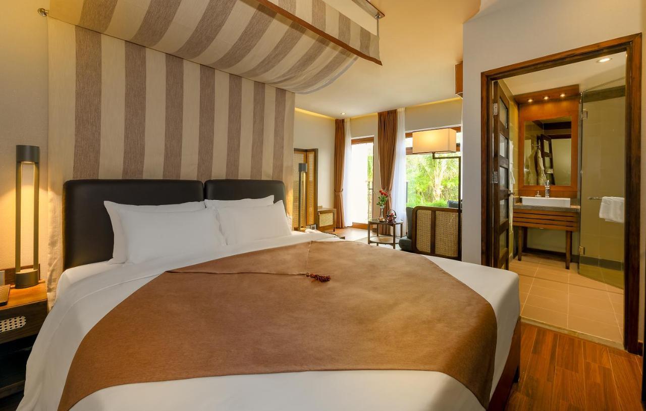 The Blossom Ocean Front & Hotel Hoi An
