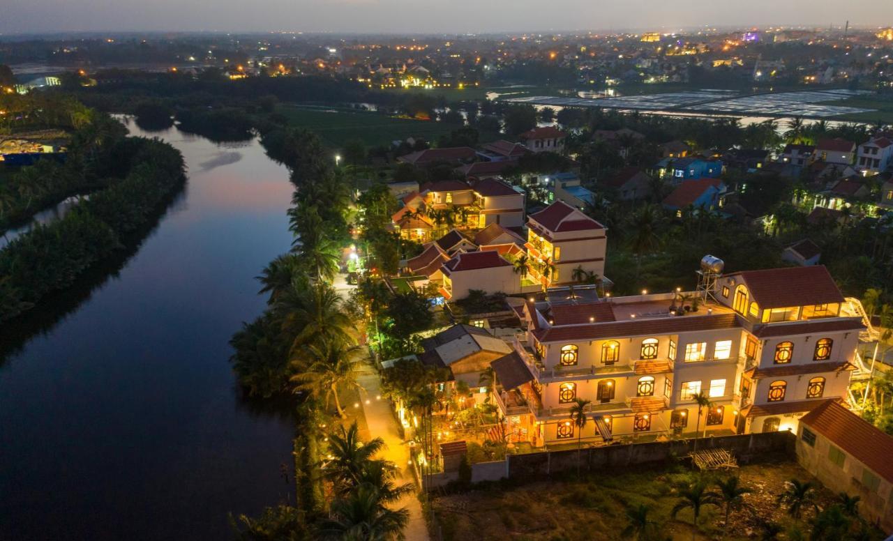 Nipa Riverside
