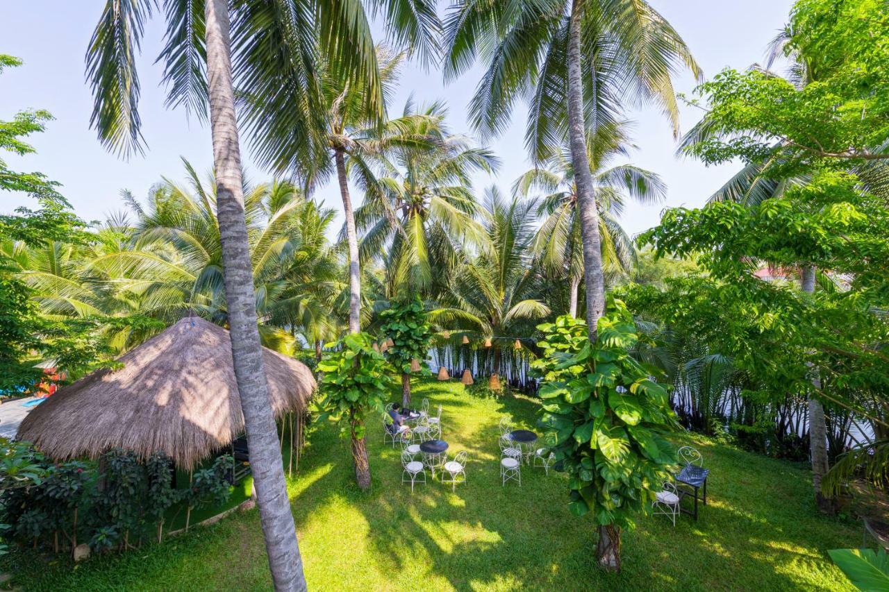 Resort Waterway