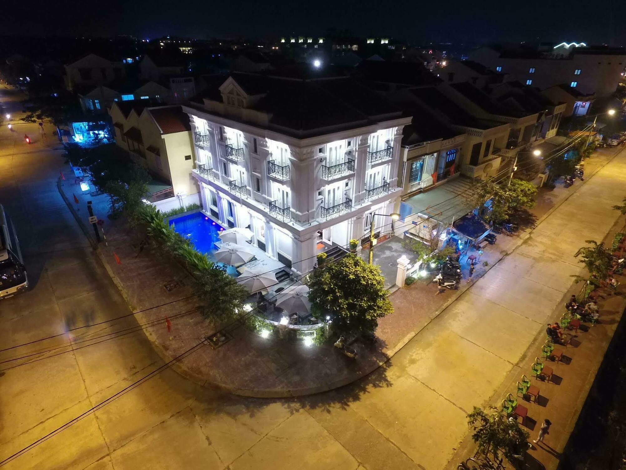 Hotel Canal House