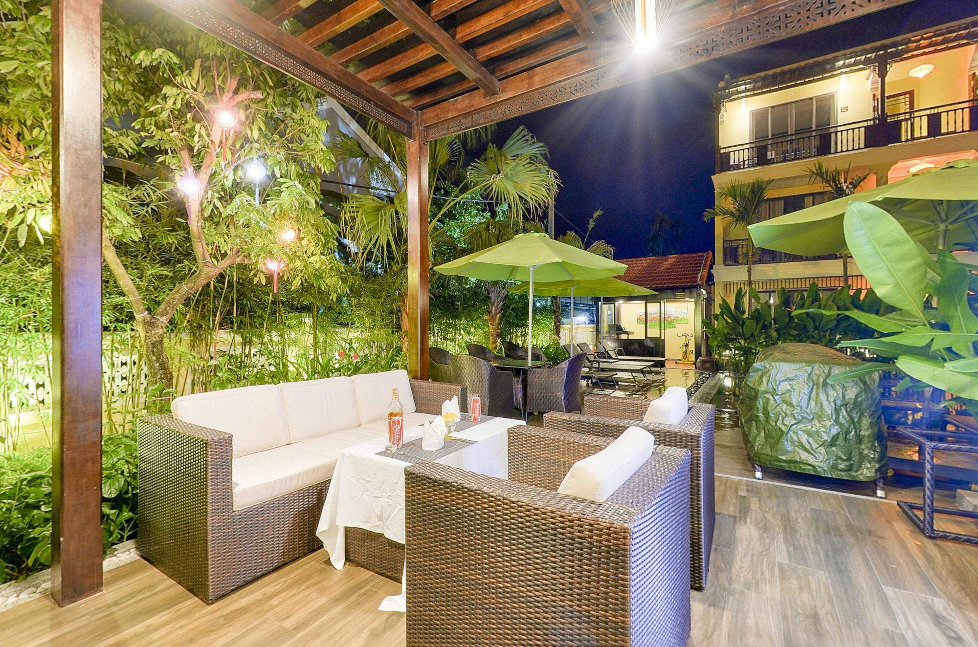 Field Boutique & Resort
