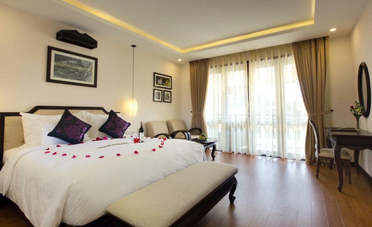 Mulberry Collection Silk Village Resort