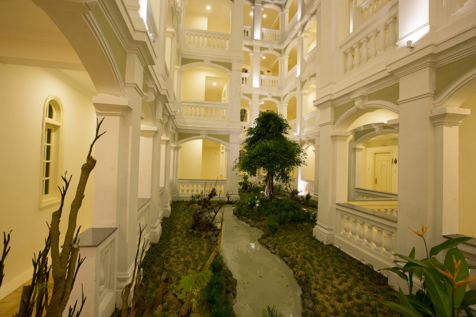 Garden Palace And - A Boutique Inspired By Nature Khu nghỉ mát 4*