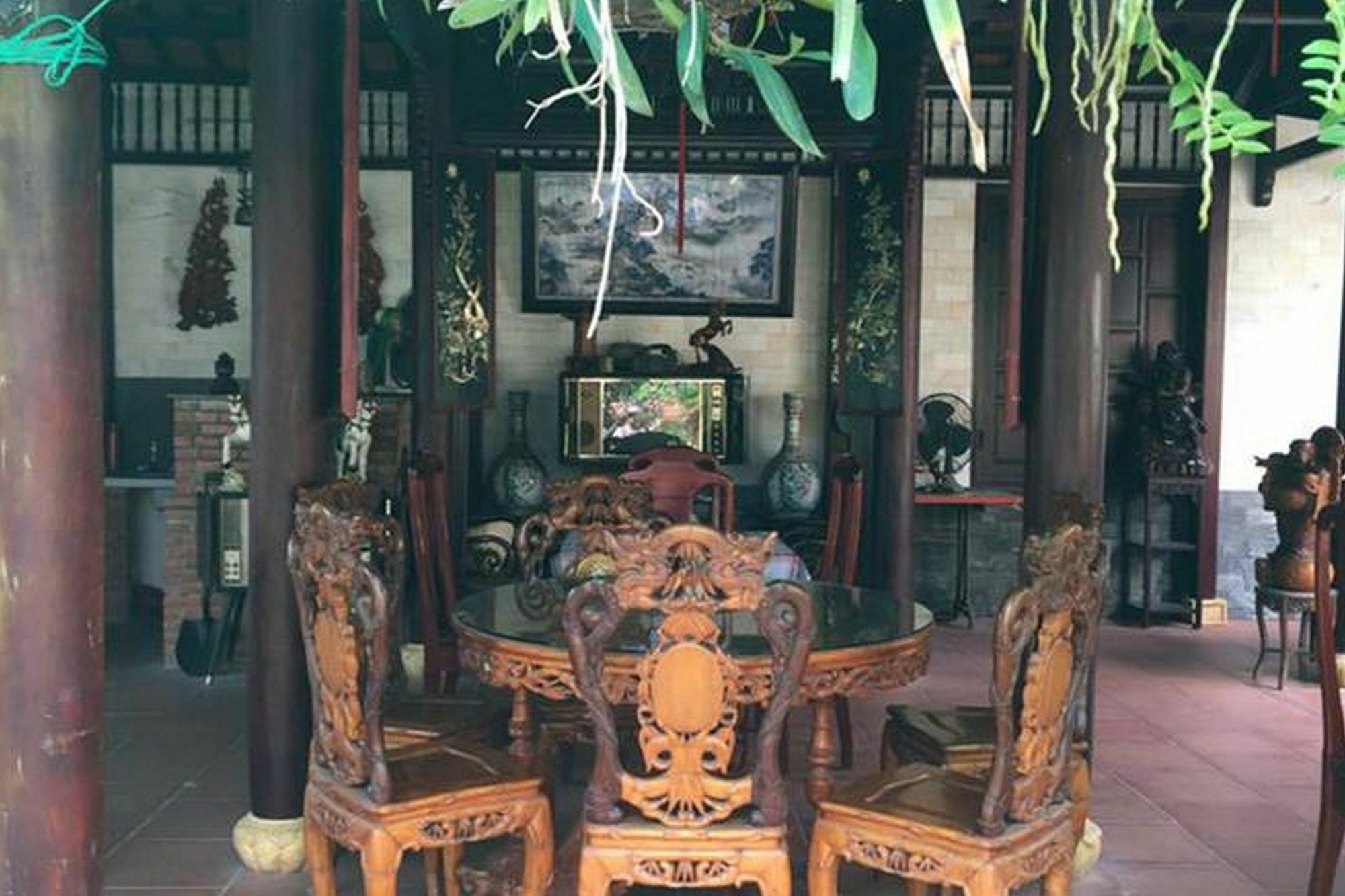 Khách sạn Bonsai 2*
