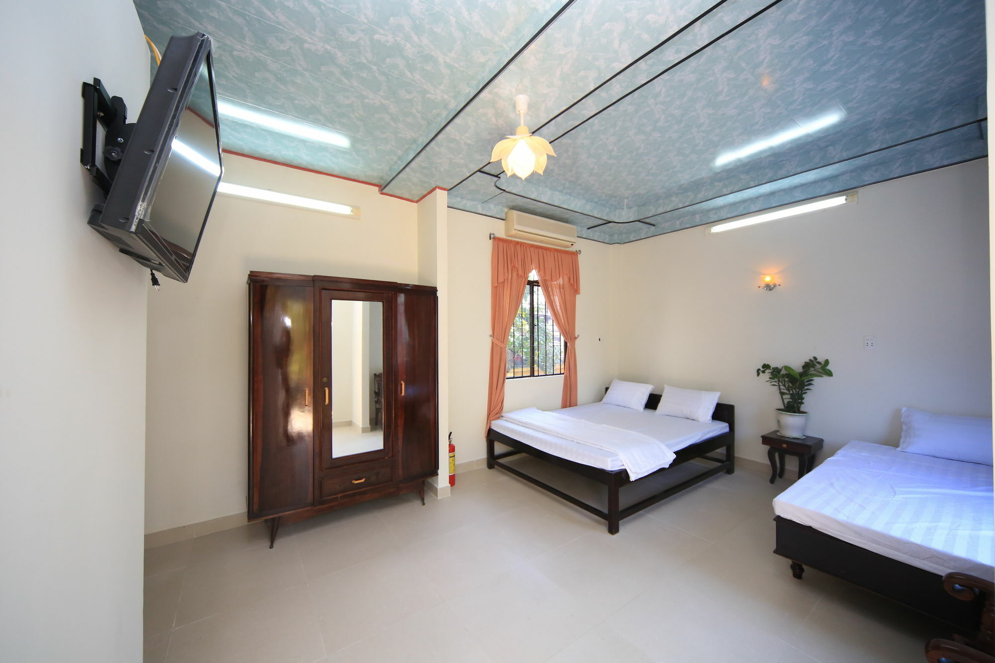 Longan Homestay