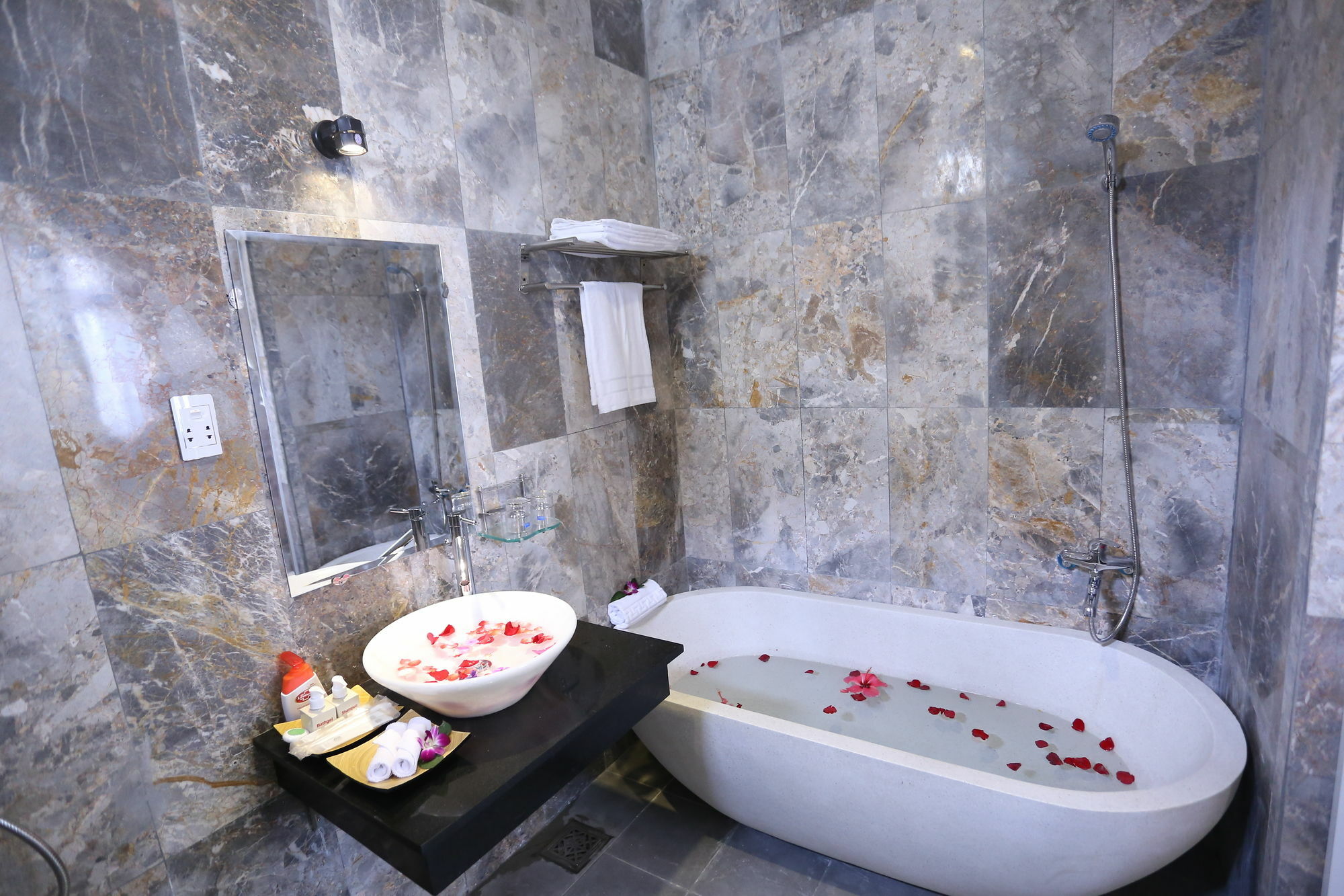Nhà Xưa Biệt thự *