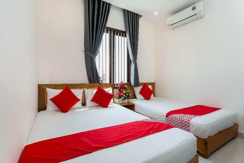 Oyo 119 Sunshine Hotel 2*