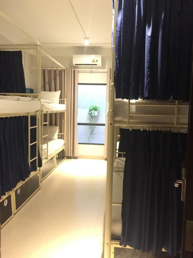Backhome & Bar Hostel Hoi An
