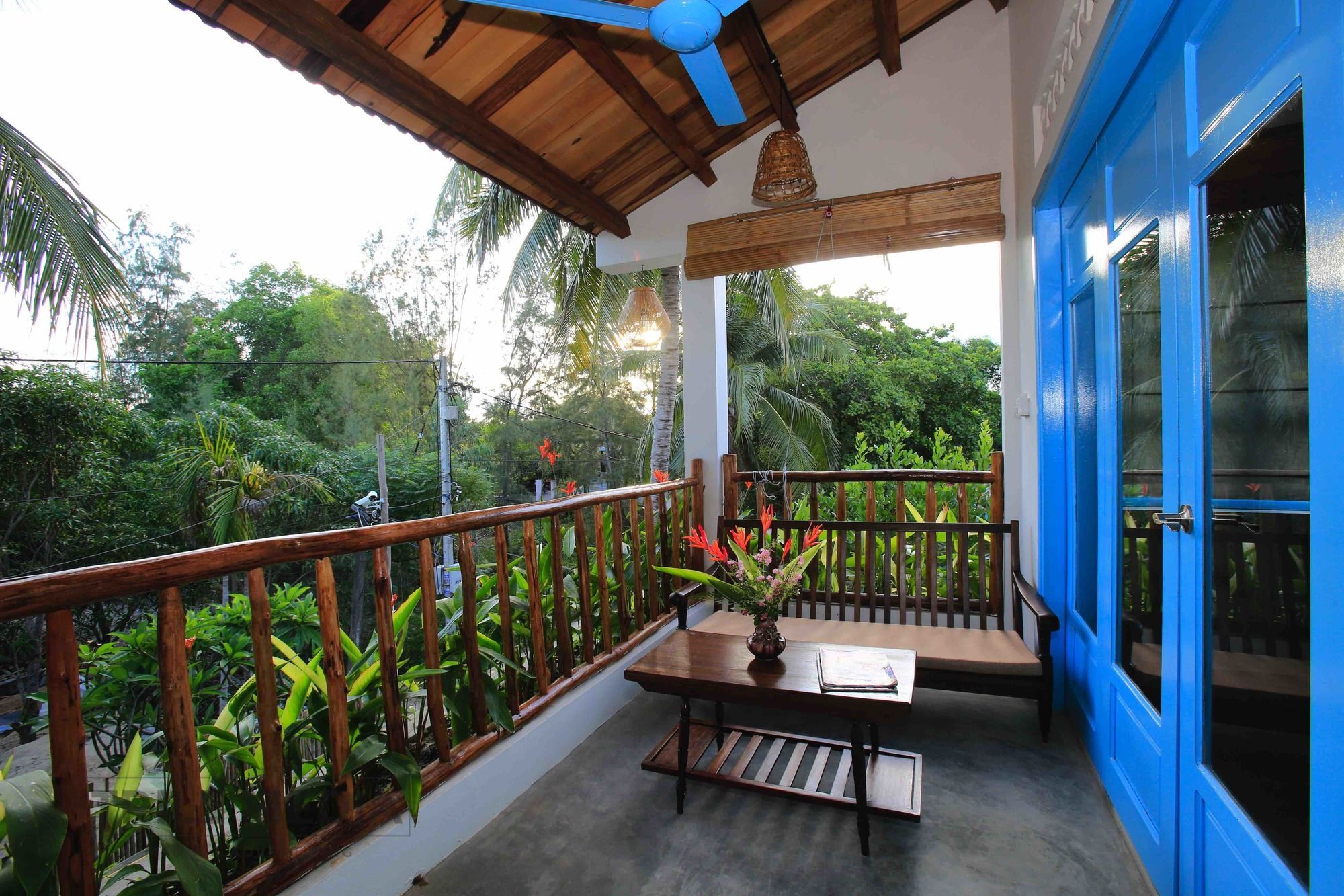 Life Beach Hoi An