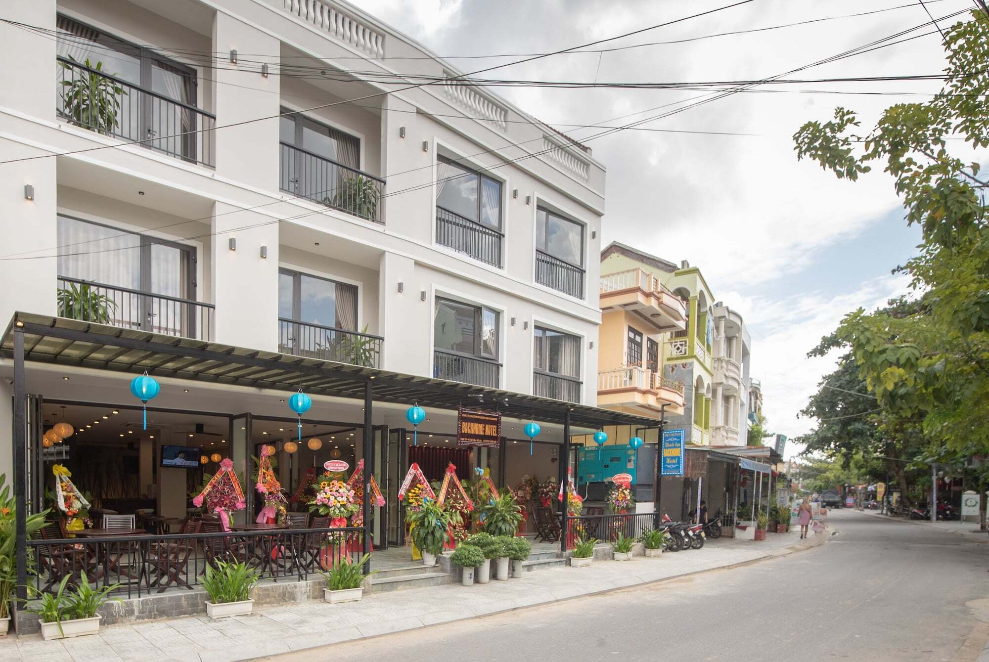 Hostel Backhome & Bar Hoi An