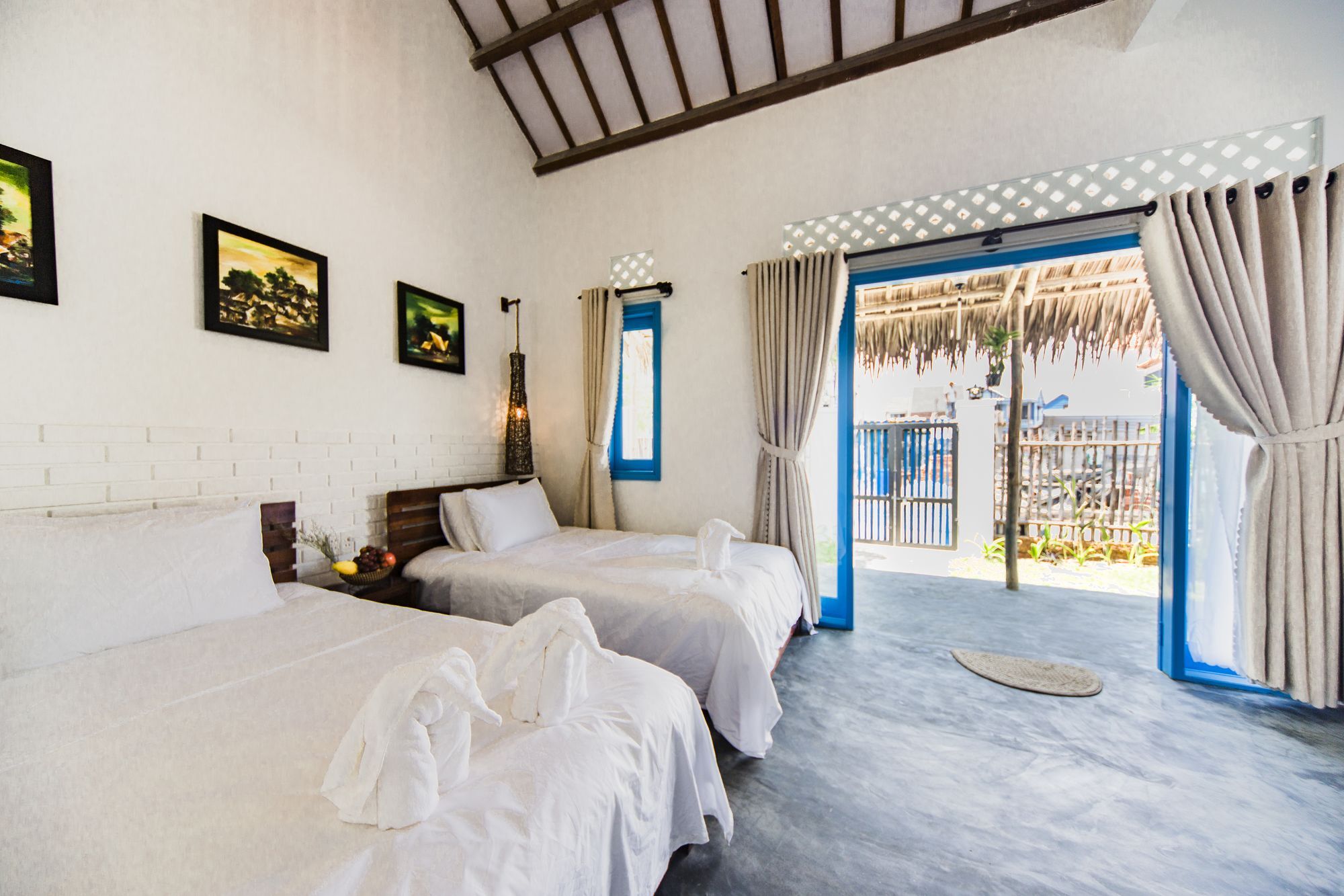 Bed & Breakfast Cashew Tree