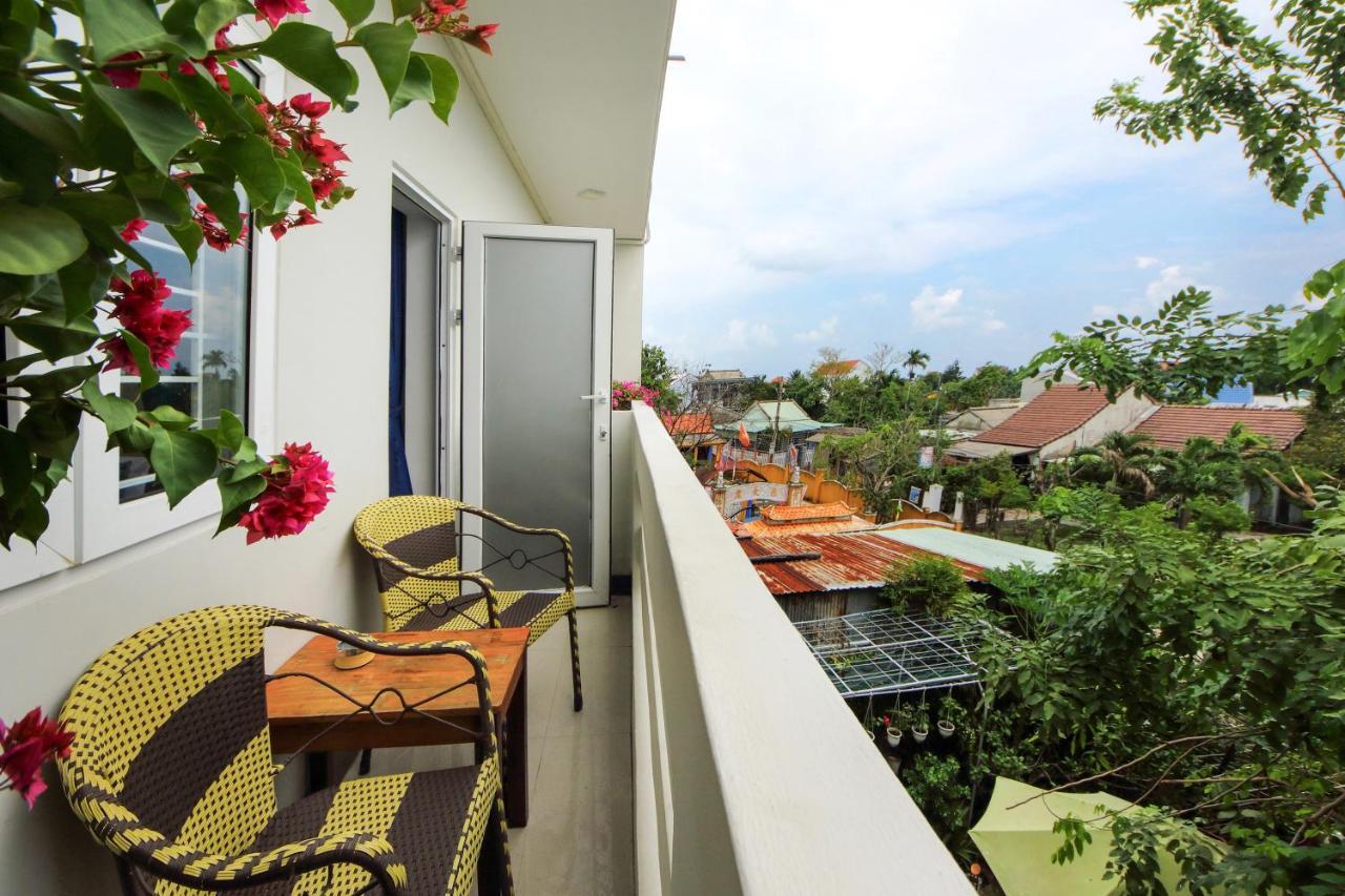 Flame Flowers Homestay Hoi An