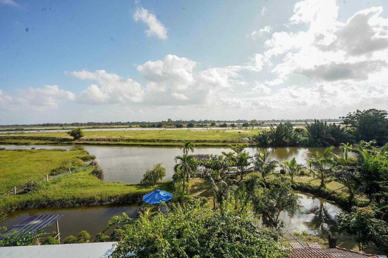 Windy River Homestay *