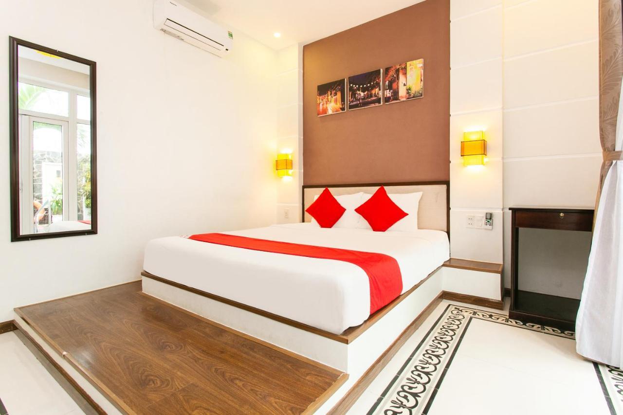 Golden Palm Villa *