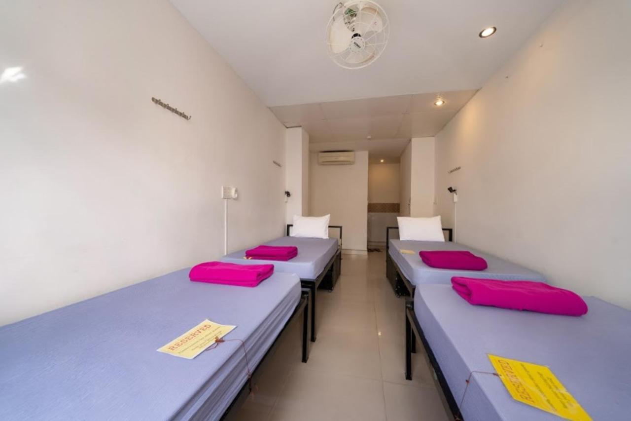 Tribee Kinh & Bar Hostel *