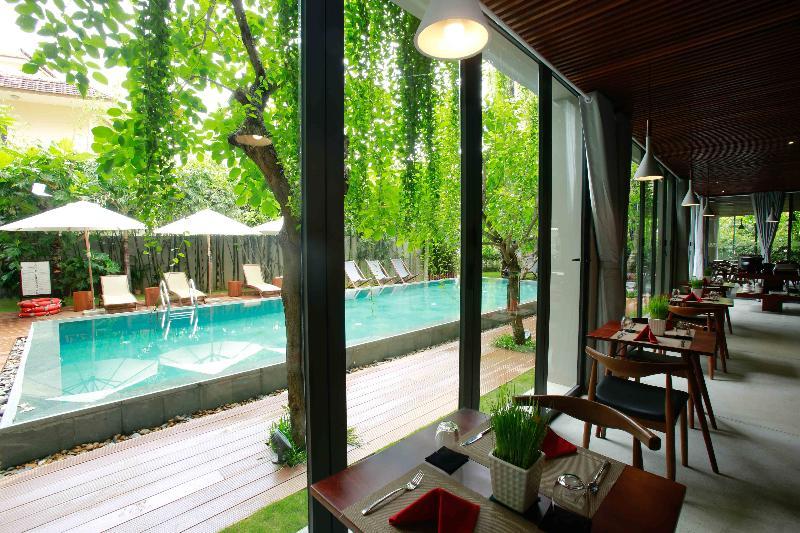 Mulberry Collection Silk Eco Hotel 4*