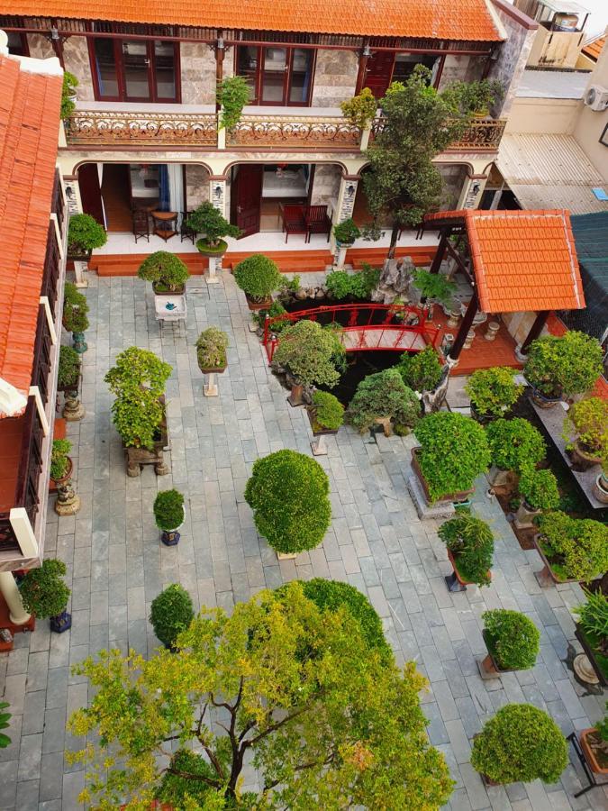 Bonsai Hội An